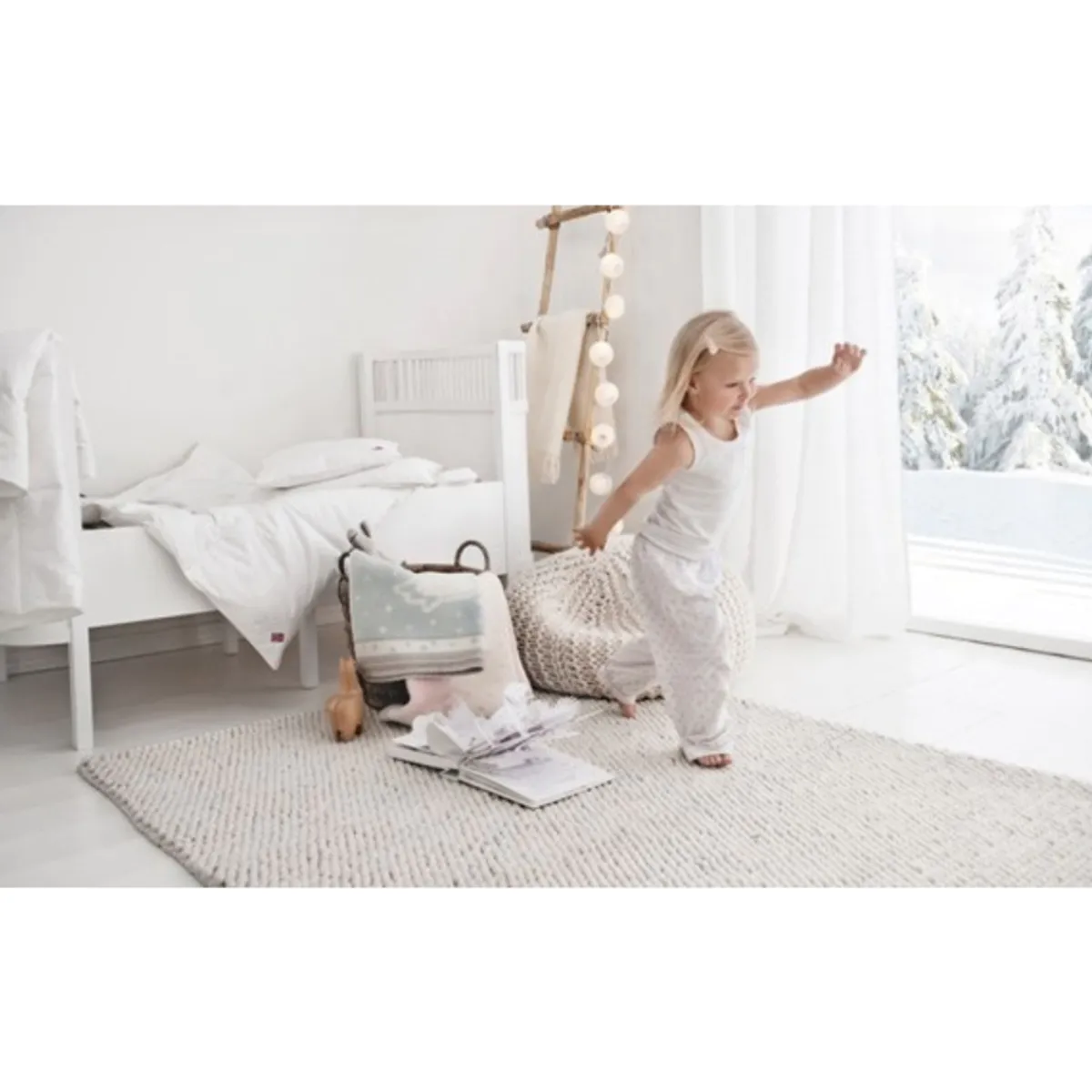 Saga Medium Dundyne Barn HØIE